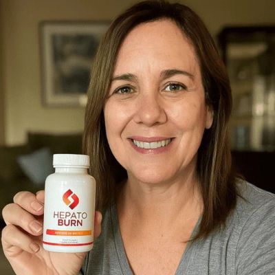 Woman using HepatoBurn